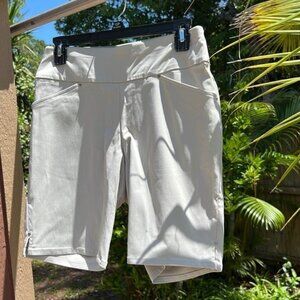 67. INC Women’s High Rise Pull on Bermuda shorts NWT, Sz 2